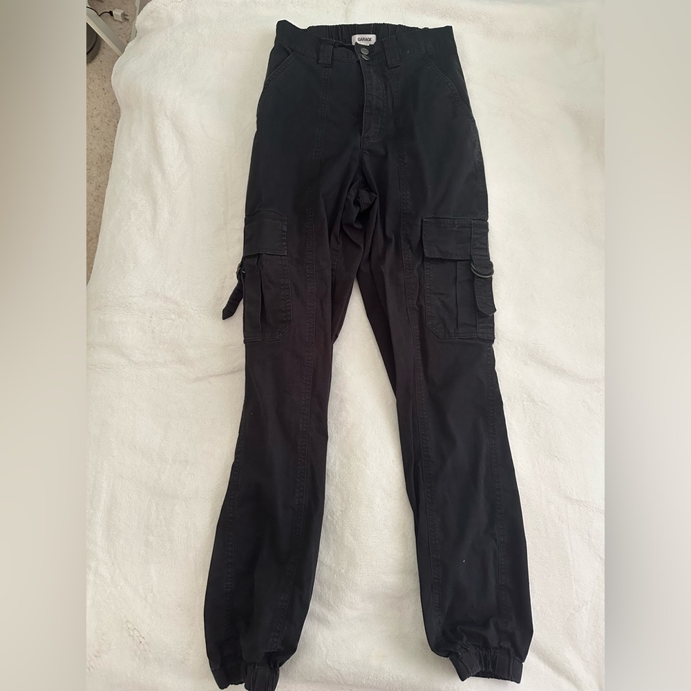 Garage cuffed cargo pants size xs